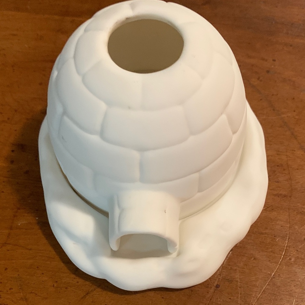 White Igloo Shaped Candle Holder